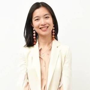 Meet your Posher, Lin